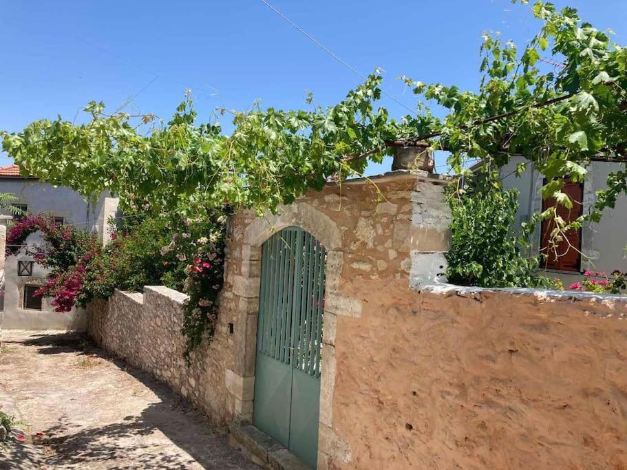 Sergios Village House خانيا المظهر الخارجي الصورة